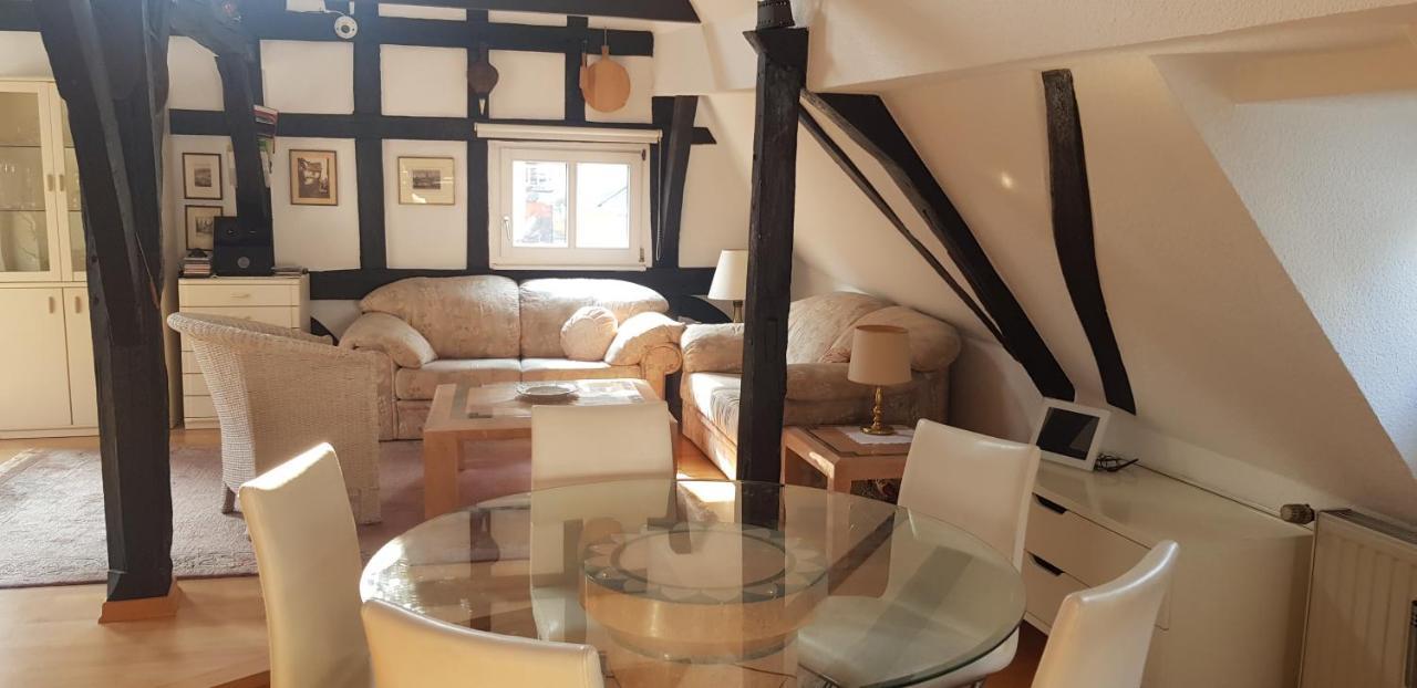 Penthouse Im Historischen Fachwerkhaus Mit Grosser Dachterrasse An Zentralster Lage Boppard Exterior photo